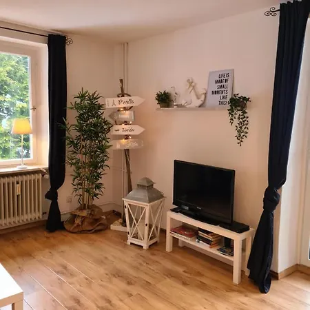 Waldblick Apartment *